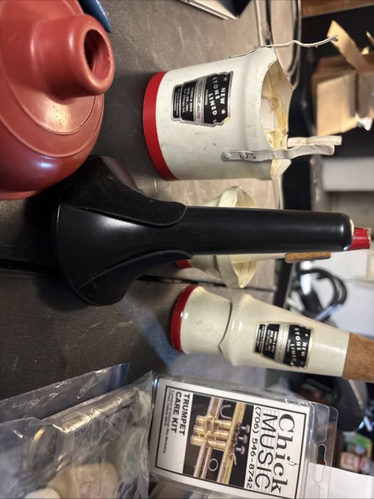 4 Vincent Bach 3515C Trumpet Mouthpieces And Eight Mutes