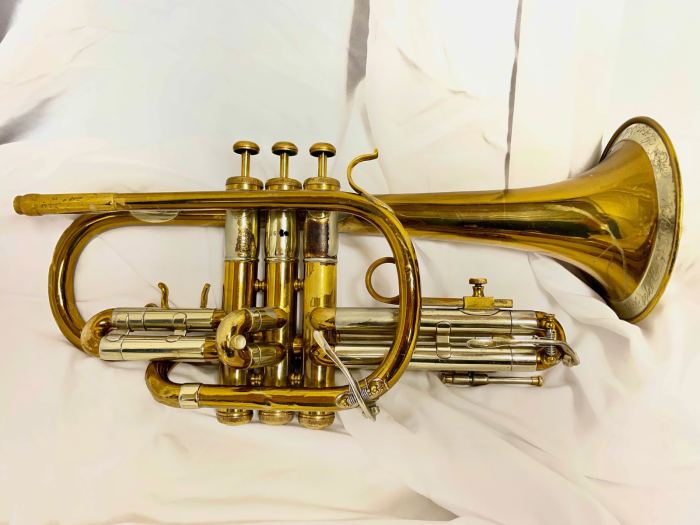 Cornet OLDS Super Recording original, 1940 CORNET. 4 digit serial.