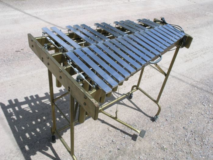 Excellent VIBRAPHONE 30 BAR 1940s Jen-co Vibrato Junco A440 2.5 Glockenspiel