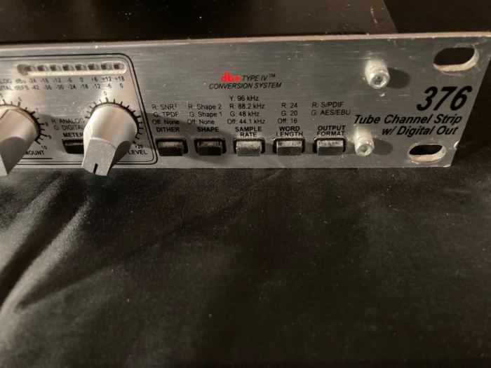 DBX 376 Class A Tube Channel Strip  Preamp EQ  Compressor L@@K!