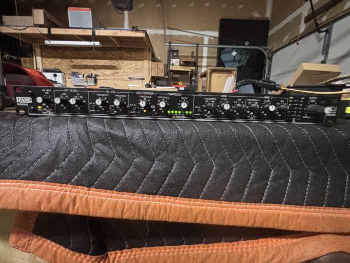 Rane VP 12 Voice Processor — Mic Preamp, EQ, De-Esser, Compressor, PSU