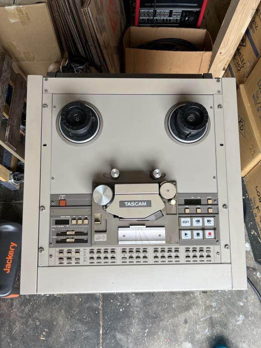 TASCAM MS-16 PROFESSIONAL 16-TRACK TAPE RECORDER REEL TO REEL