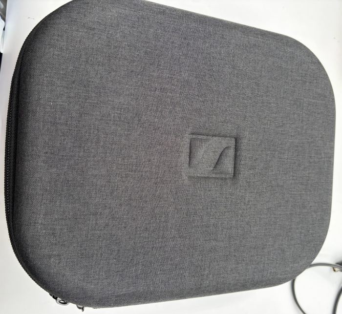 Sennheiser HD 490 Pro Open Back Circumaural Headphones for Studio Mixing