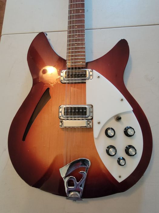 Rickenbacker 330/12 12-String Electric Guitar - Fireglo wit