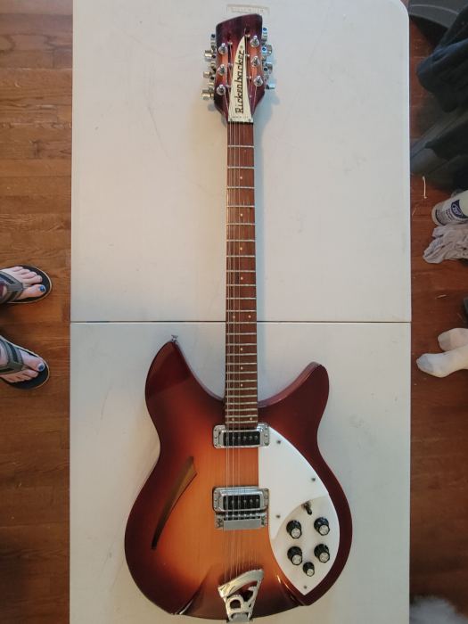 Rickenbacker 330/12 12-String Electric Guitar - Fireglo wit