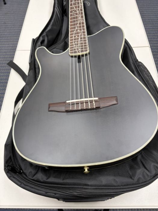 Ibanez TOD10N Tim Henson Signature Left-handed Nylon Acoustic-electric Guitar -