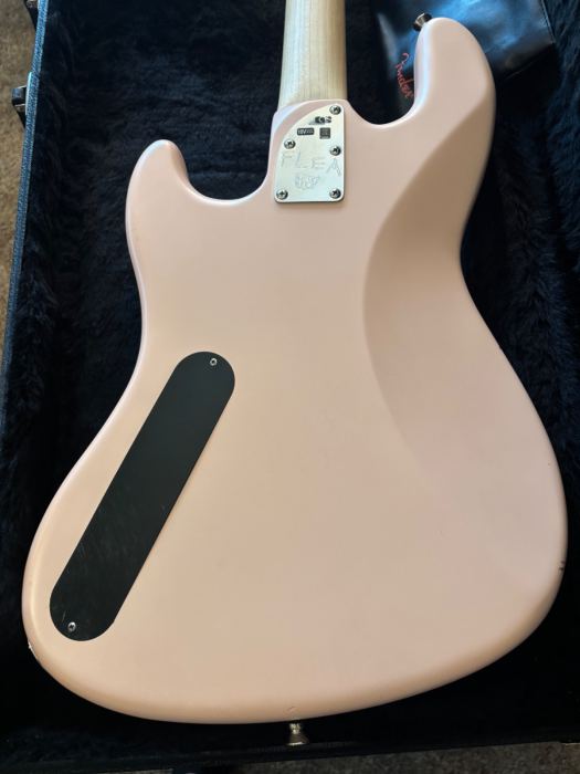 Fender Flea Artist Series Signature Active Jazz Bass 2018 Satin Shell Pink