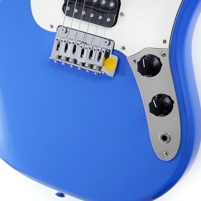 Fender Chilli Beans. Lily Cyclone Electric Guitar Brand NEW w/gig-bag