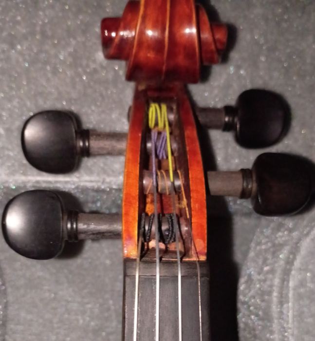 Aberto Vitali 4/4 Violin Outfit - excellent condition (from Schmidt's Music)