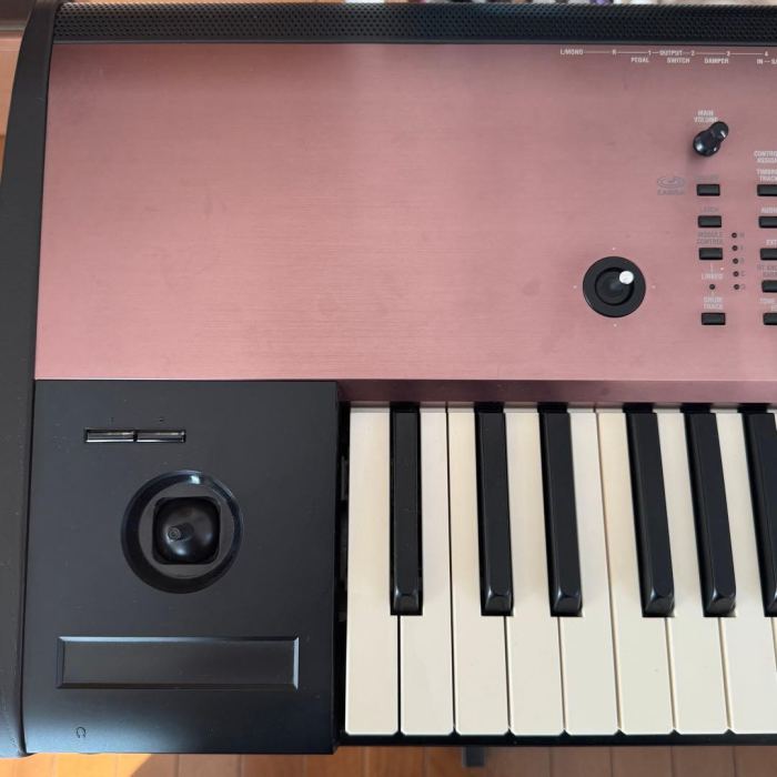 KORG KRONOS LS 88 keys Synthesizer Workstation