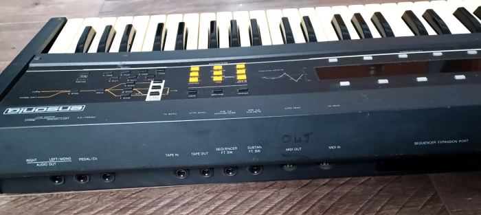 ENSONIQ ESQ-1 Analog/Digital Polyphonic Synthesizer Workstation - Vintage Sound!