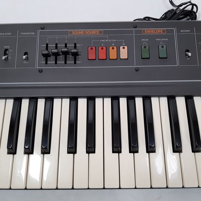 Roland Saturn 09 SA-09 Vintage Analog Synthesizer Organ  Strings Keyboard Tested