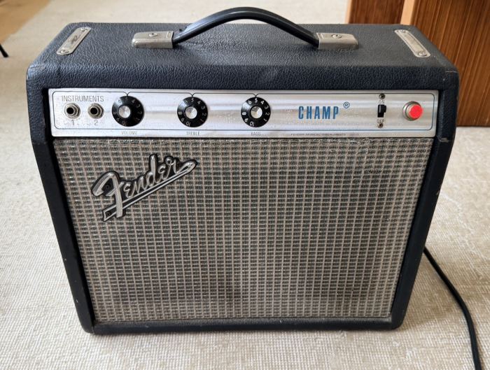 Vintage 1970 Fender Silverface Champ Tube Guitar Amplifier - All Original