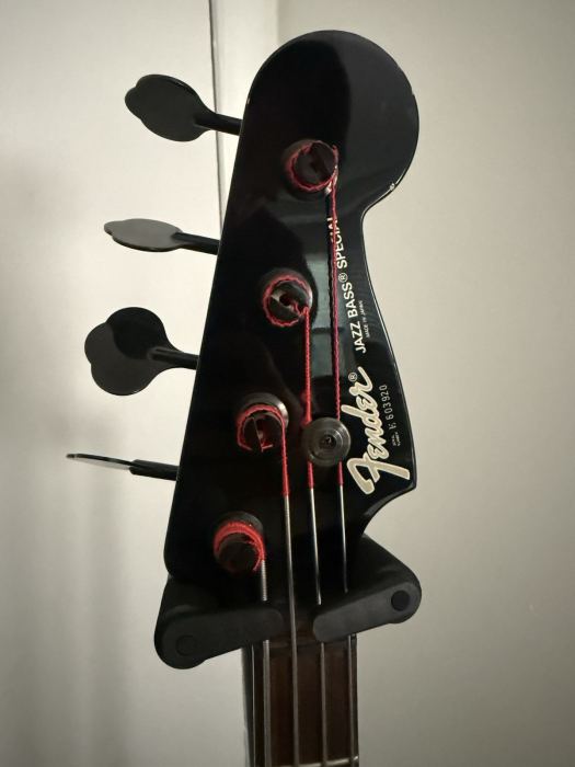 Fender Japanese Vintage 1980’s Jazz Bass Special RH Bass w/ Blacked Out neck