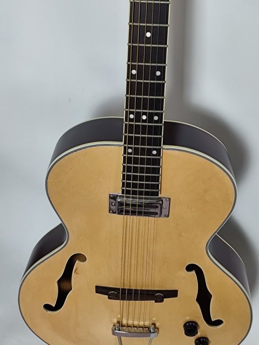 New Vintage 6 String Natural Hollow Body Archtop Jazz Electric Guitar F Hole 19F