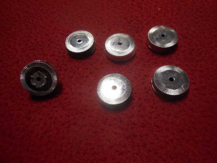 Vintage 1:16 scale model kit brake drums parts lot junkyard