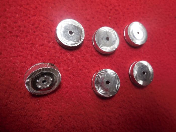 Vintage 1:16 scale model kit brake drums parts lot junkyard