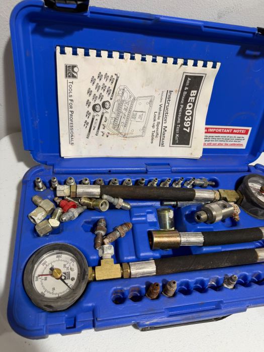 WAEKON Brake Pressure Test Kit BEQ0397 Tool Mechanics Garage Shop Specialty 3B