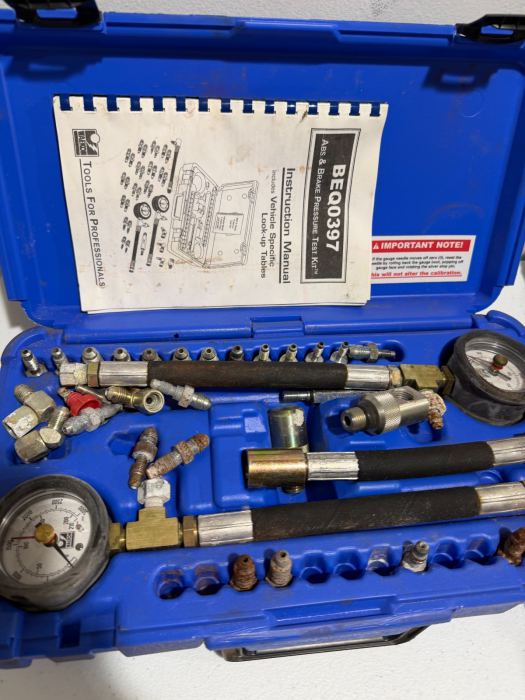 WAEKON Brake Pressure Test Kit BEQ0397 Tool Mechanics Garage Shop Specialty 3B