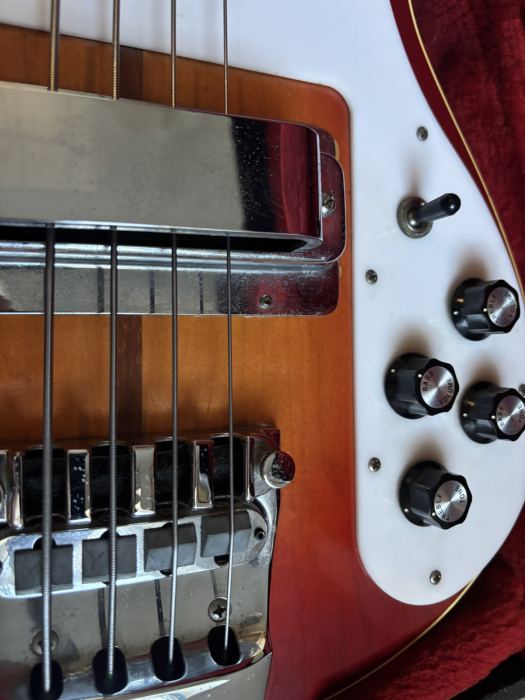 Vintage 1981 Rickenbacker 4001 Bass Guitar – Fireglo – June 1981 – with OHSC