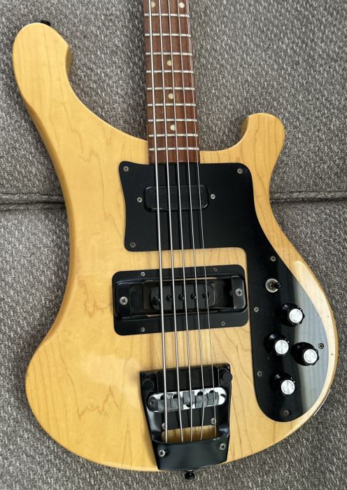 Vintage 1987 Rickenbacker 4003S/5 Bass Guitar In Mapleglo With Black Hardware