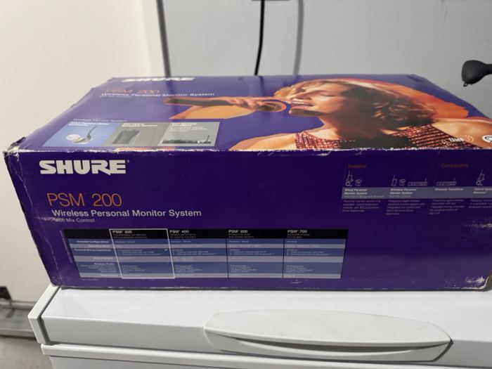 Shure PSM 200 Wireless Personal Monitor System - In ear monitors with receiver