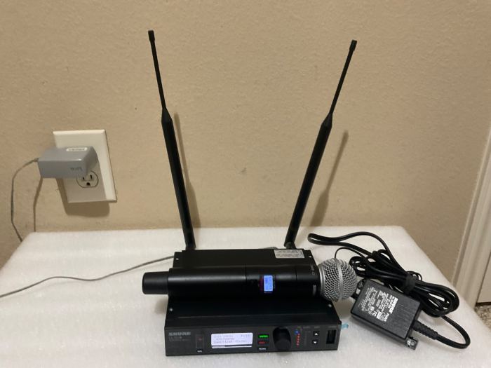 SHURE ULXD24/SM58 G50 470/534MHz Wireless Microphone Complete System